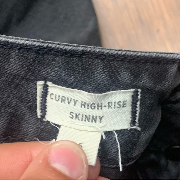 Madewell women’s curvy high rise skinny jeans - Picture 4 of 13